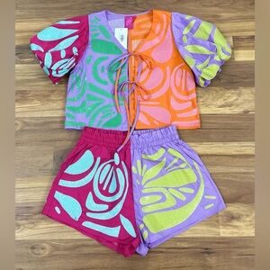 Queen of Sparkles Colorful Patterned Two-Piece Set

NWT